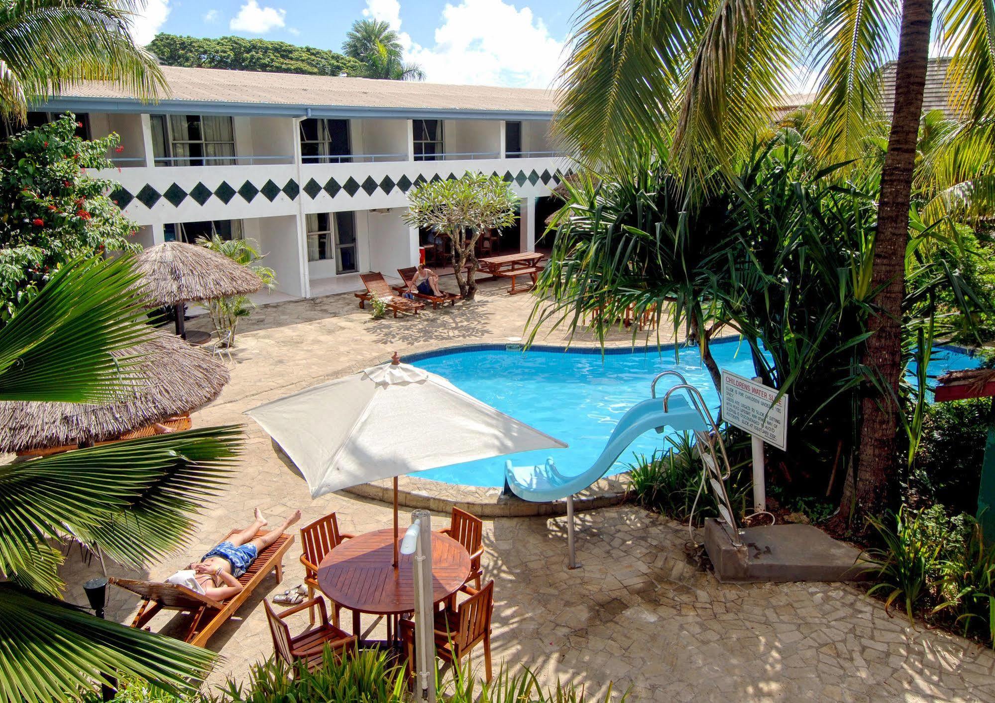 Capricorn International Hotel Nadi Exterior foto